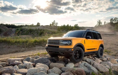 Ford Bronco 2021 có về Việt Nam? Vì sao xe được săn đón trên toàn cầu?